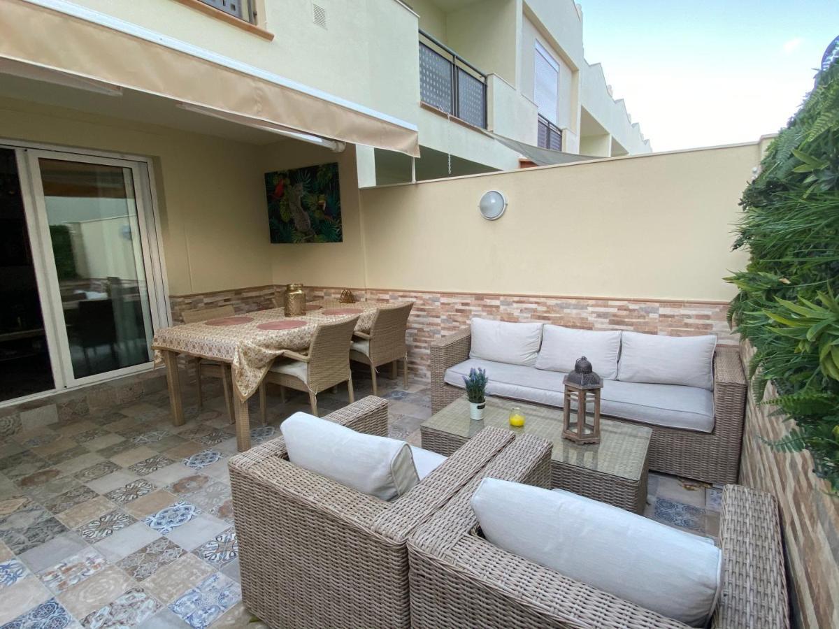 דירות אדחה Luxury Townhouse Oasis Fanabe מראה חיצוני תמונה