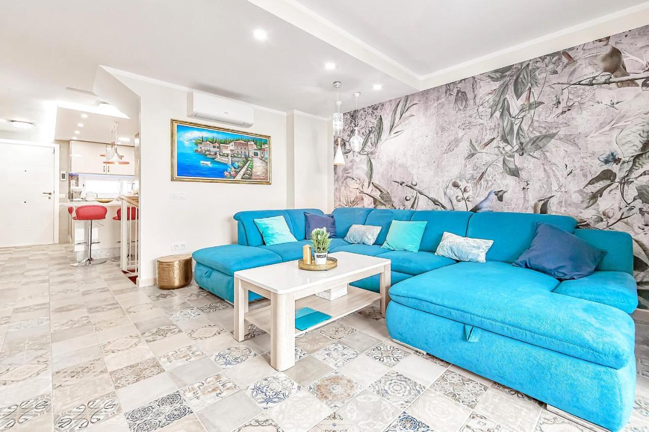 דירות אדחה Luxury Townhouse Oasis Fanabe מראה חיצוני תמונה