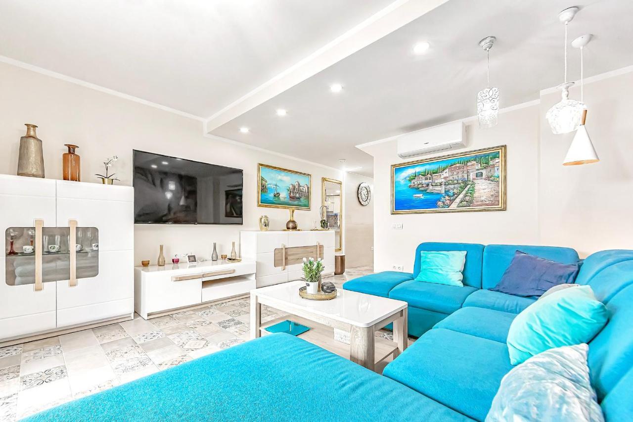 דירות אדחה Luxury Townhouse Oasis Fanabe מראה חיצוני תמונה